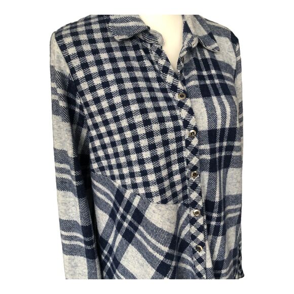 Soft Surroundings Plaid Oversized Long Line Super Soft Navy Gray Shacket Top Med - Picture 6 of 12
